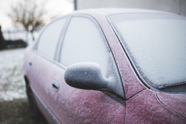 Blíží se zima a na autech je zapotřebí mnohem víc, než jen vyměnit pneumatiky!